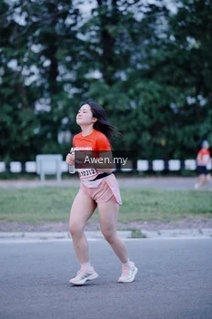 Runner Photo 1859317