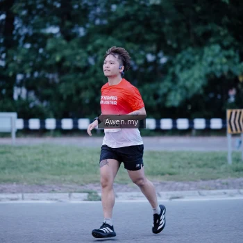 Runner Photo 1859367