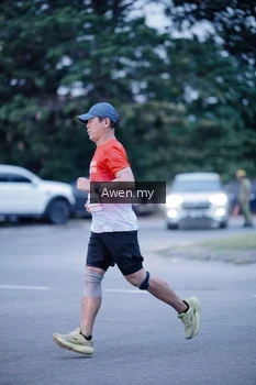 Runner Photo 1859377