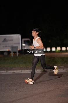 Runner Photo 1859404
