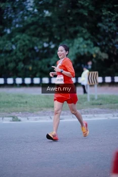 Runner Photo 1859438
