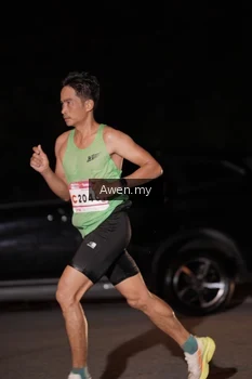 Runner Photo 1859447