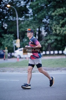 Runner Photo 1859454