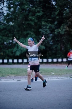 Runner Photo 1859482