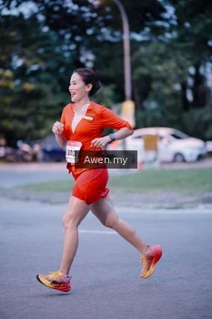 Runner Photo 1859517