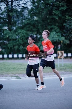 Runner Photo 1859534