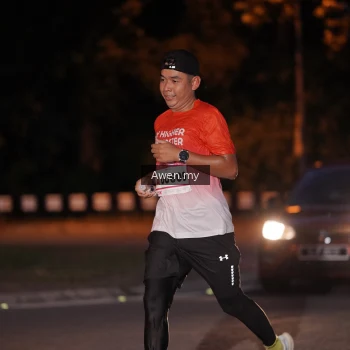 Runner Photo 1859589