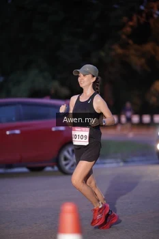 Runner Photo 1859652
