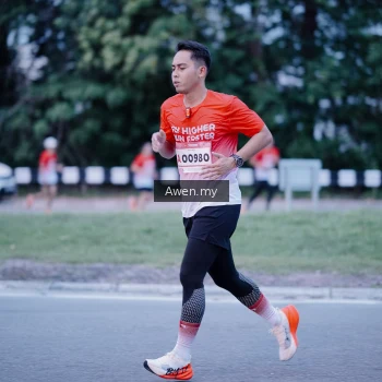 Runner Photo 1859653