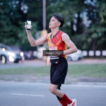 Runner Photo 1859658