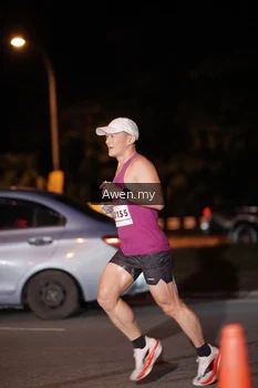 Runner Photo 1859663