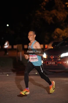 Runner Photo 1859673