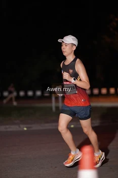 Runner Photo 1859729