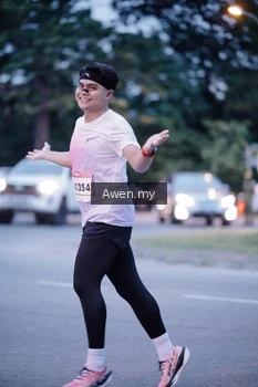 Runner Photo 1859733