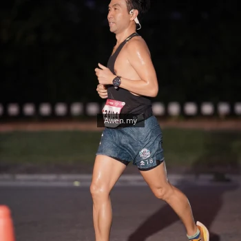 Runner Photo 1859749