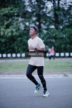 Runner Photo 1859784