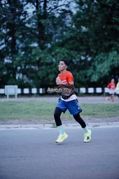 Runner Photo 1859817