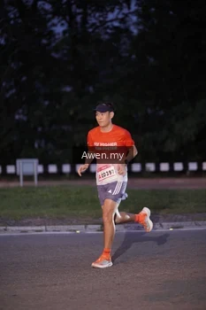 Runner Photo 1859820