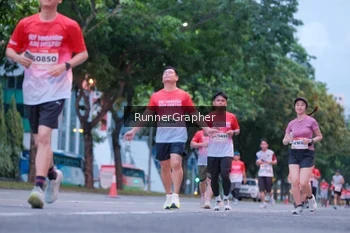 Runner Photo 1859935