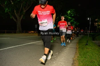 Runner Photo 1859996