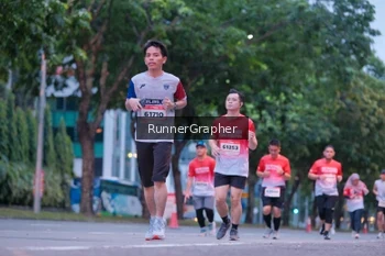 Runner Photo 1860054