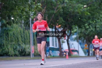 Runner Photo 1860072