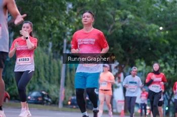Runner Photo 1860184