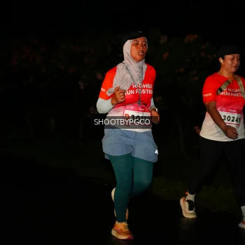Runner Photo 1860263