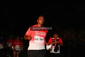 Runner Photo 1860400