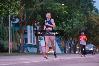Runner Photo 1861643