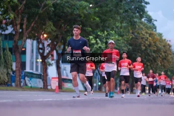 Runner Photo 1861856