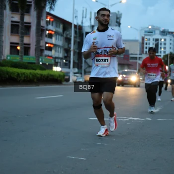 Runner Photo 1862115