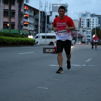 Runner Photo 1862172