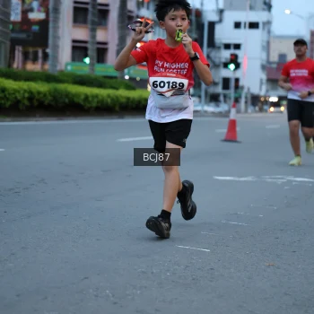 Runner Photo 1862181