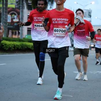Runner Photo 1862184