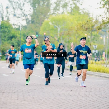 Runner Photo 1864700
