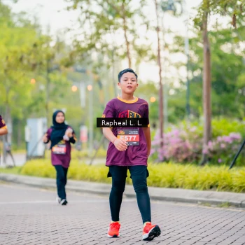 Runner Photo 1865392