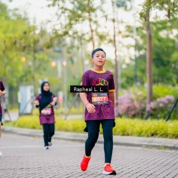 Runner Photo 1865394