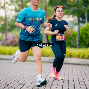 Runner Photo 1865415
