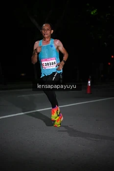 Runner Photo 1865525