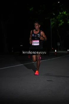 Runner Photo 1865529