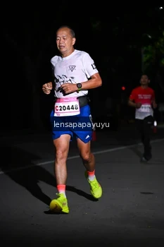 Runner Photo 1865542