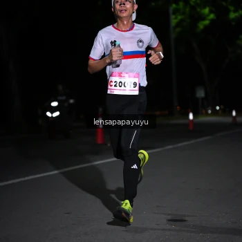 Runner Photo 1865567