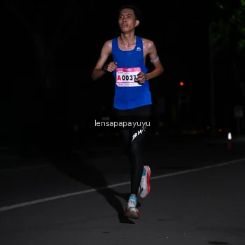 Runner Photo 1865570