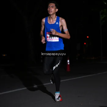 Runner Photo 1865573