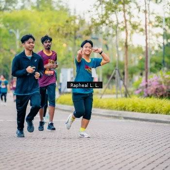 Runner Photo 1865590