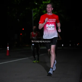 Runner Photo 1865596