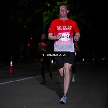 Runner Photo 1865597