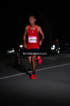 Runner Photo 1865619