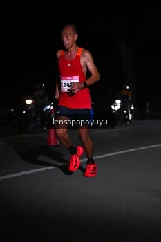 Runner Photo 1865620